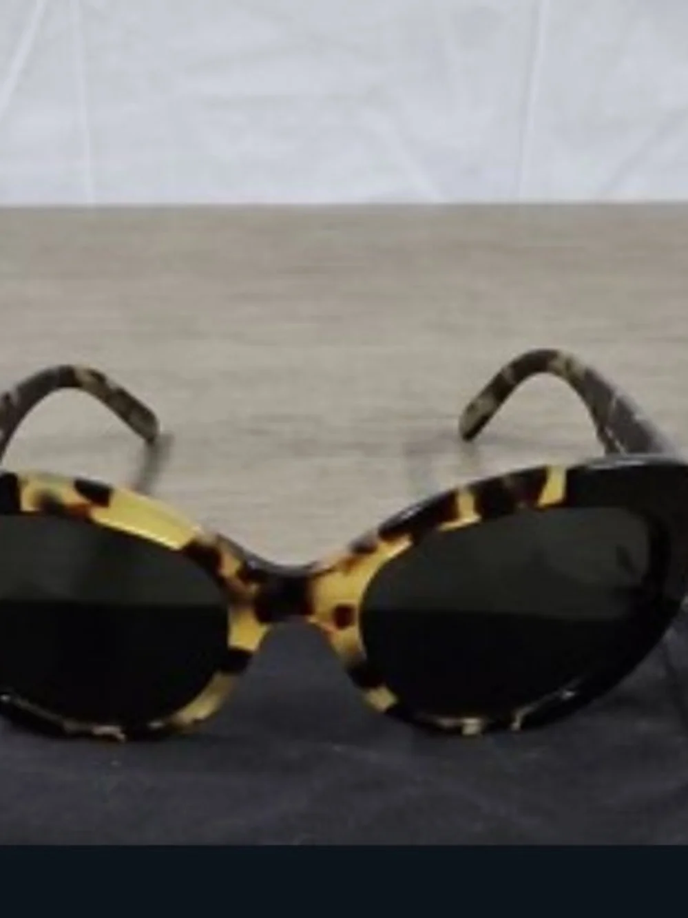 Burberry Tortoiseshell Oval Sunglasses - Brown & Black